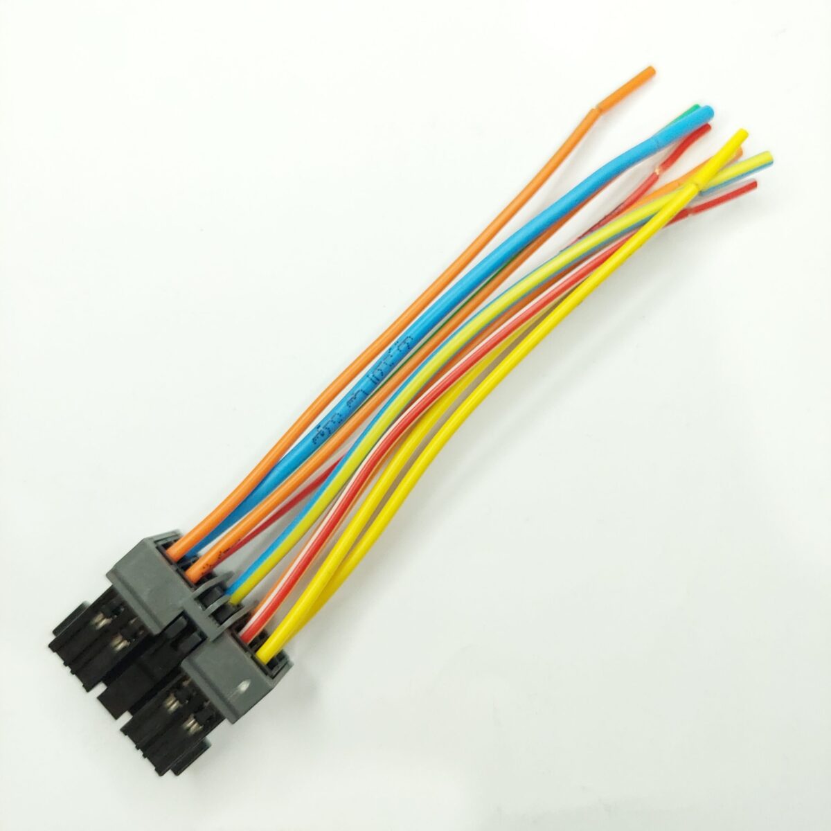 سوکت 9 فیش مادگی کلید شیشه بالابر چپ پژو پرشیا و 405 SLX 2