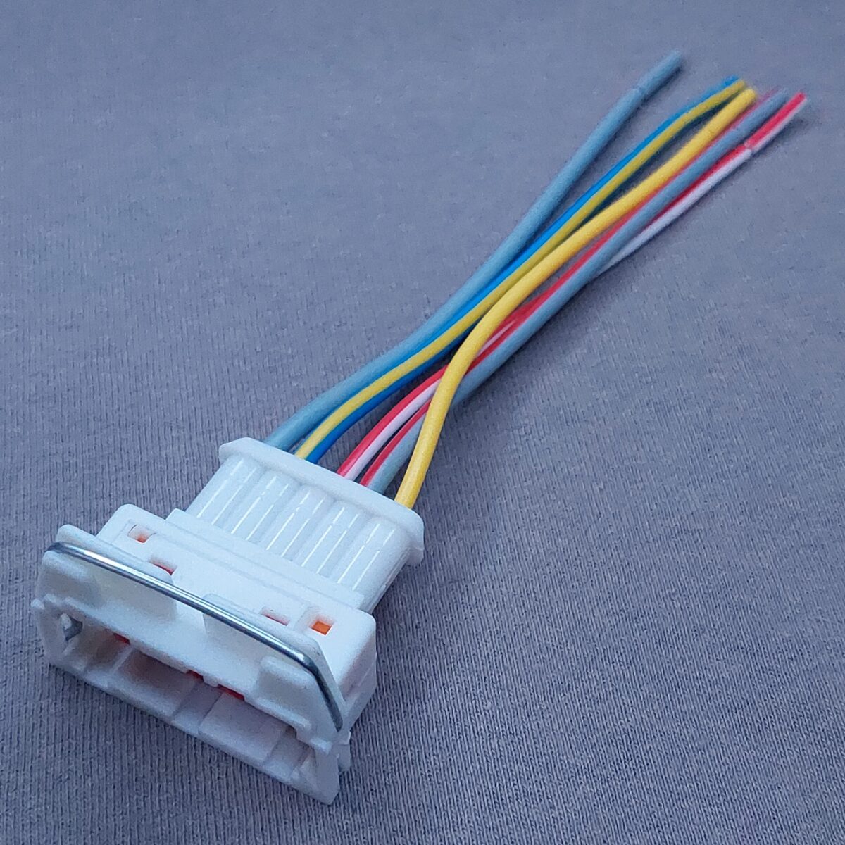 سوکت 5 فیش چراغ جلو سیتروئن زانتیا 2