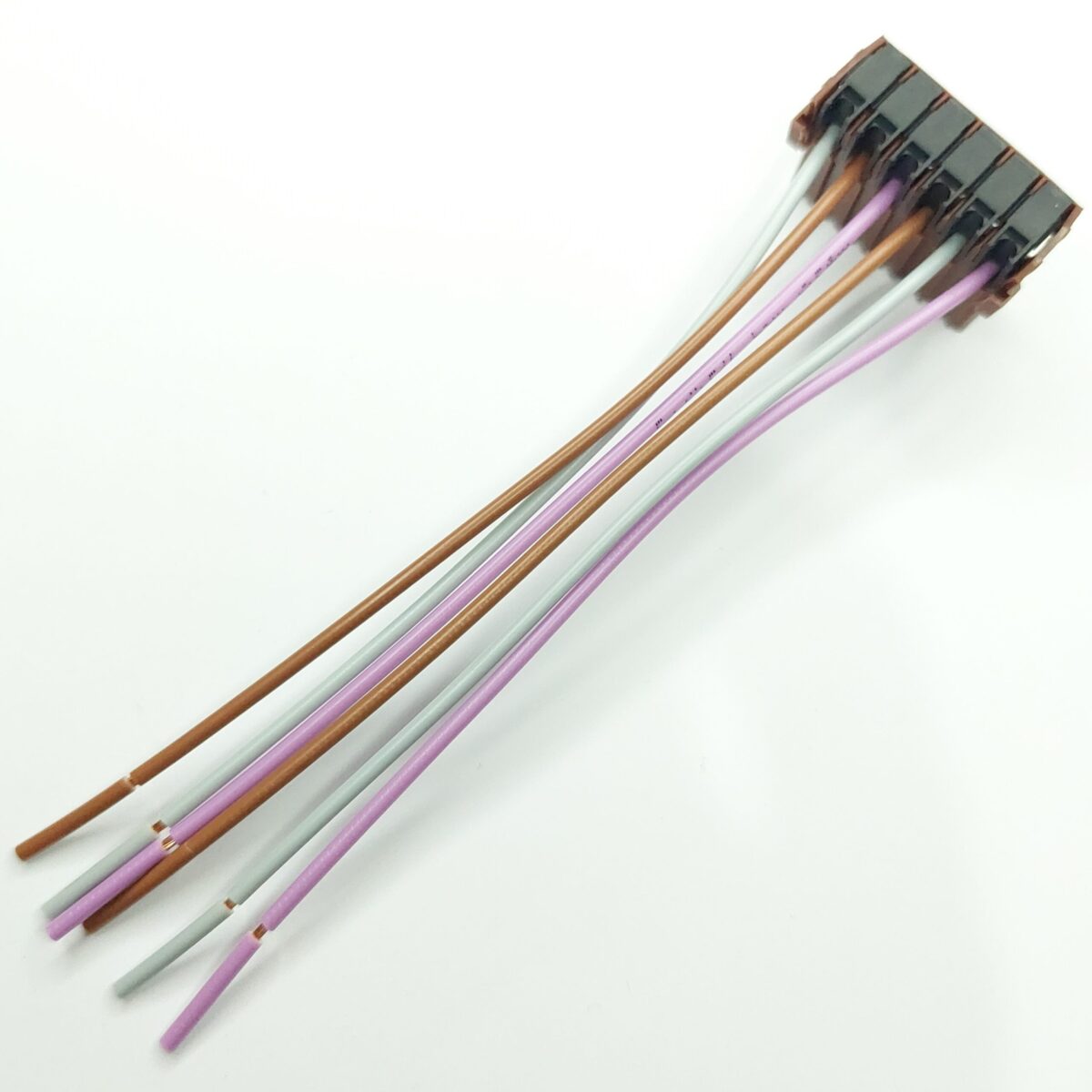 سوکت 6 فیش خطر عقب پژو 405 4