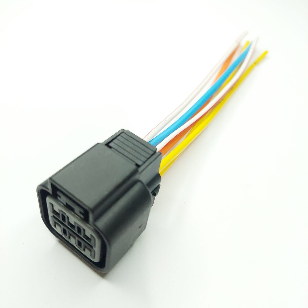 سوکت 6 فیش چراغ جلو دانگ فنگ اچ 30 کراس (H30 Cross) 2